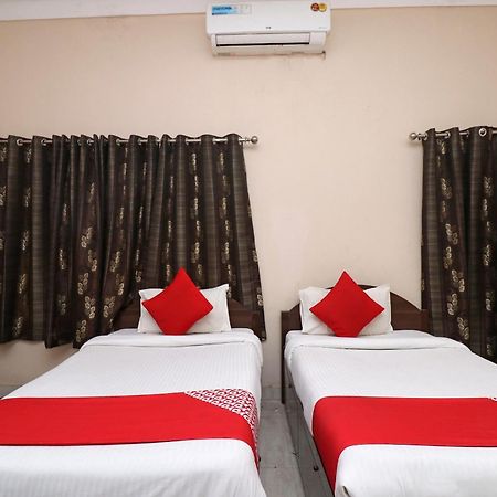 ורנאסי Flagship Chandra Prabha Guest House מראה חיצוני תמונה