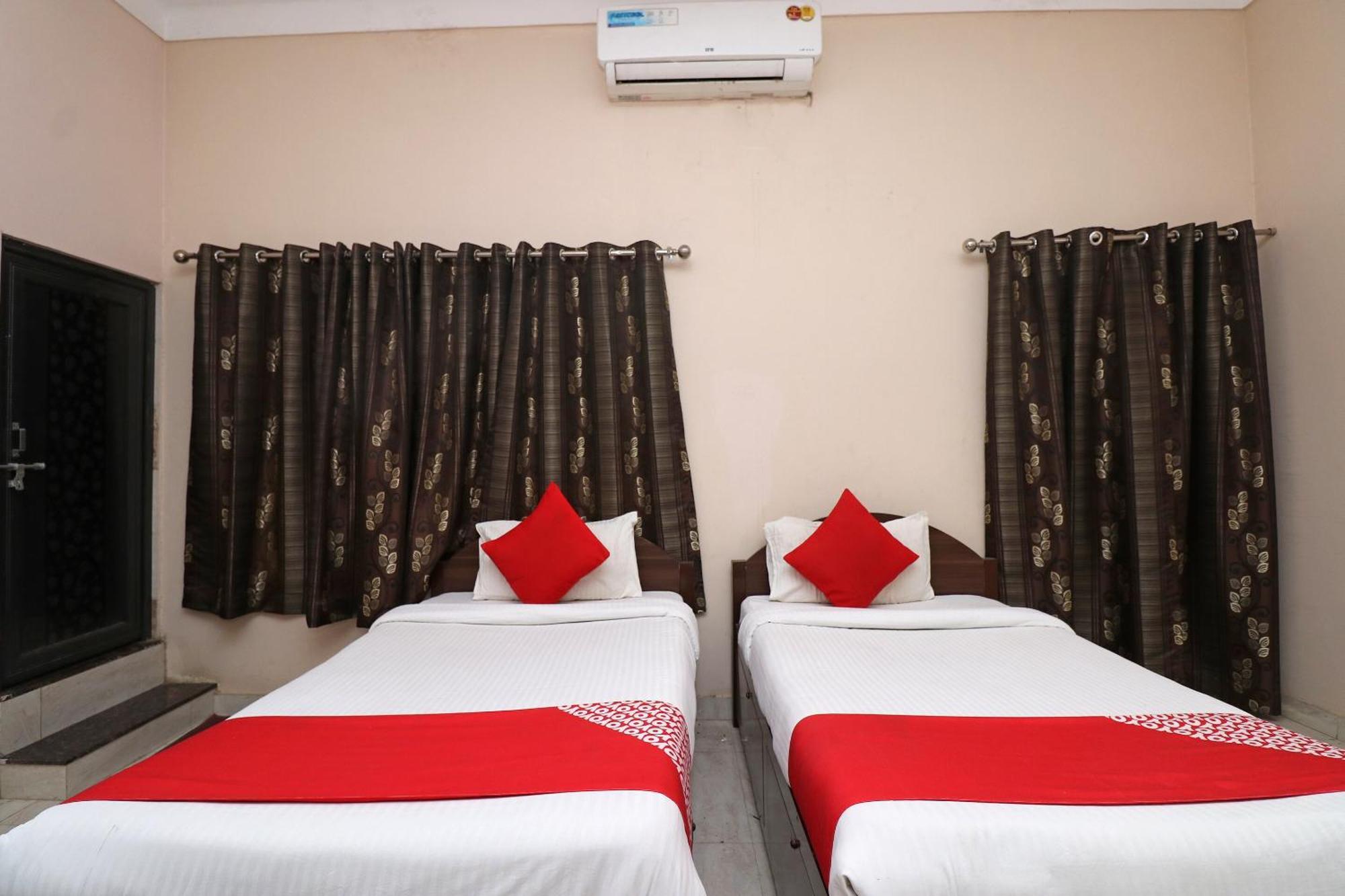ורנאסי Flagship Chandra Prabha Guest House מראה חיצוני תמונה