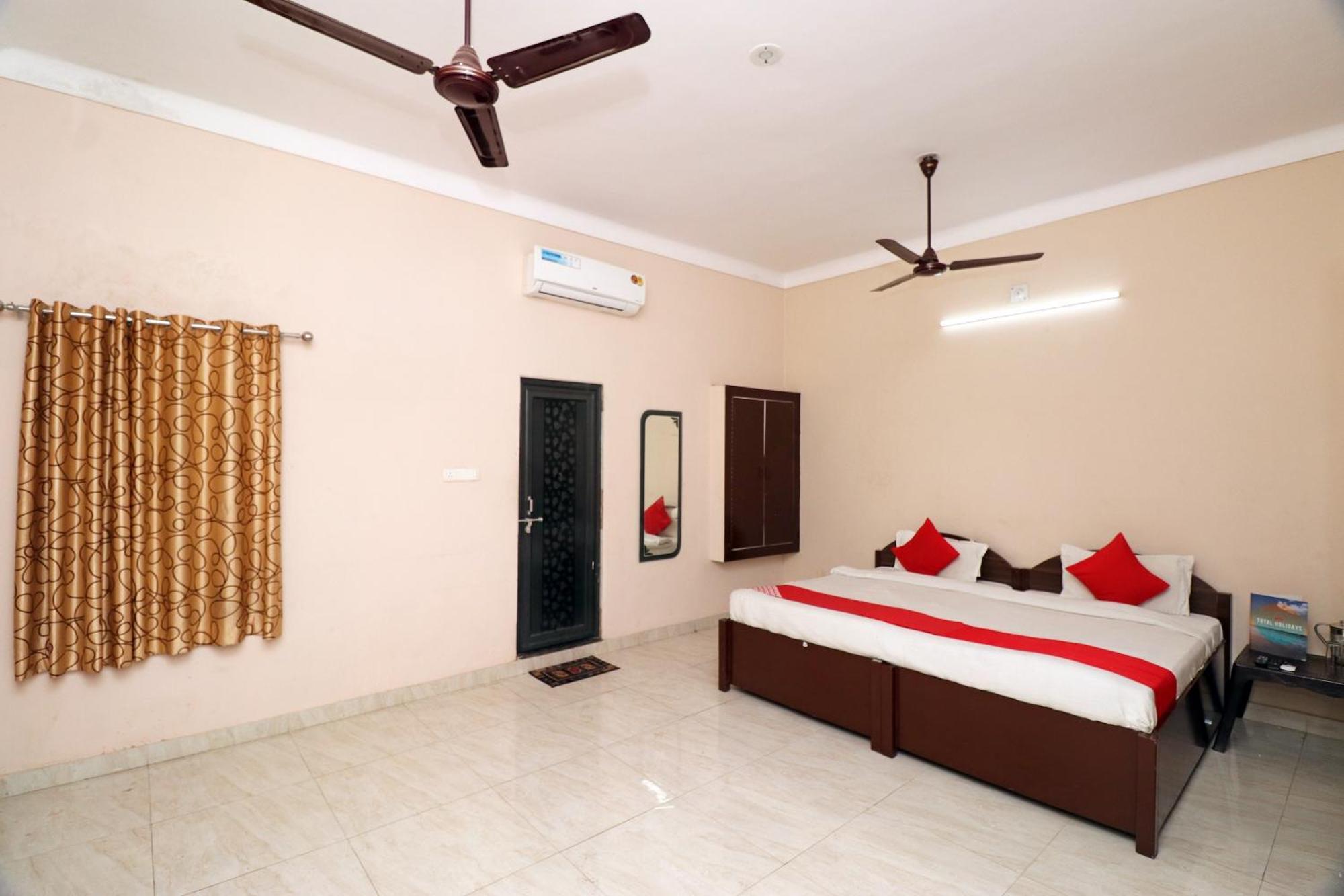 ורנאסי Flagship Chandra Prabha Guest House מראה חיצוני תמונה