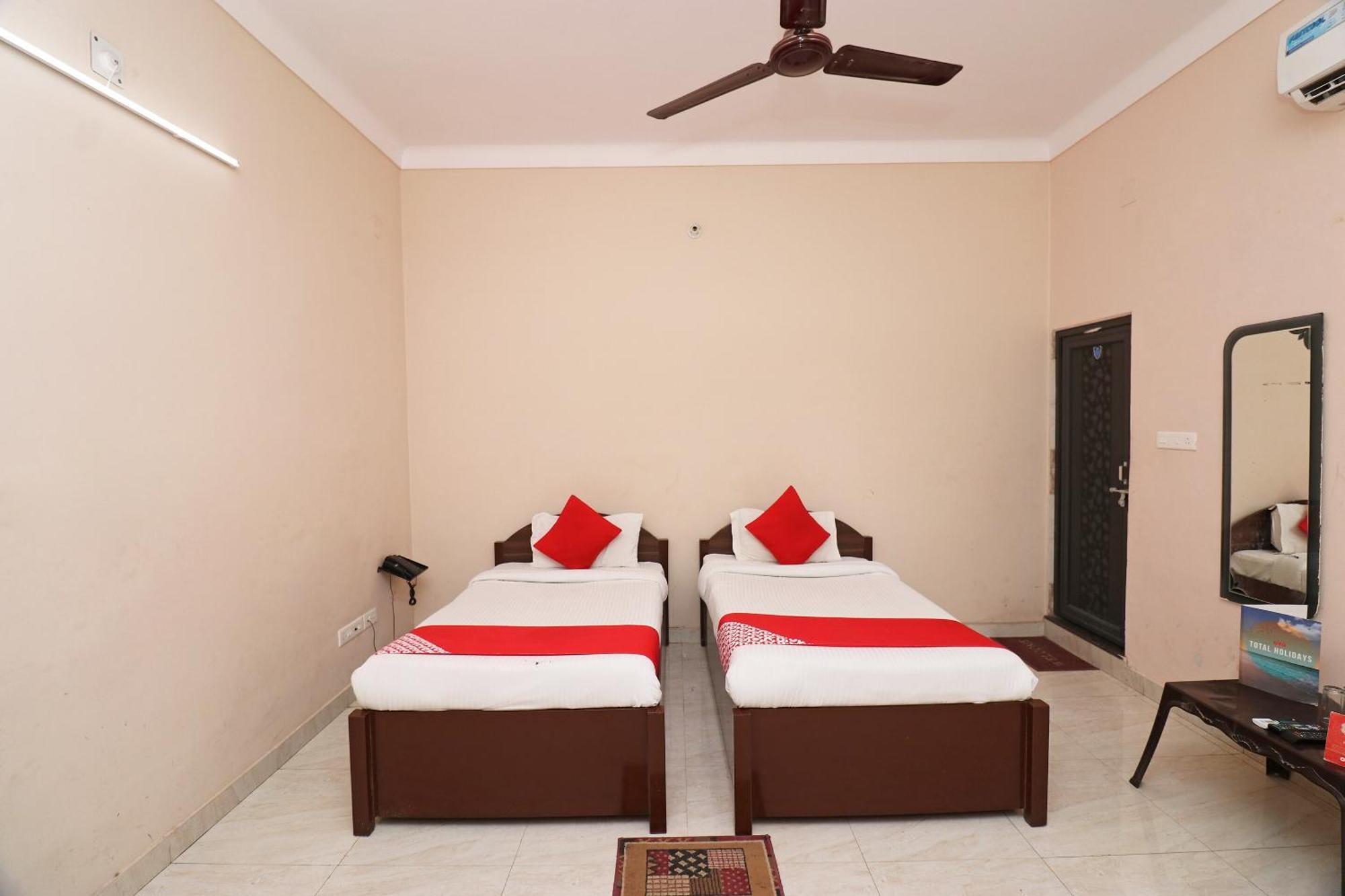 ורנאסי Flagship Chandra Prabha Guest House מראה חיצוני תמונה